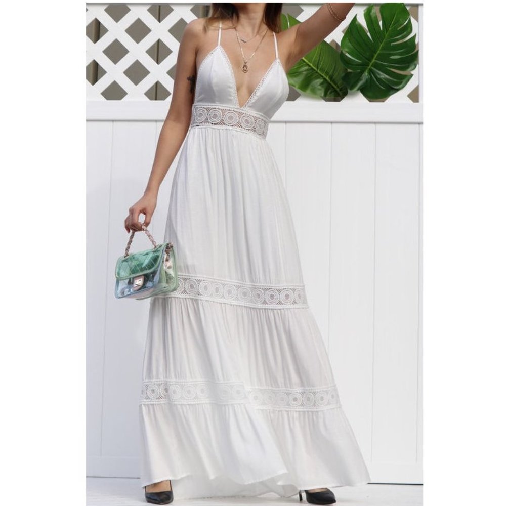 SOLD OUT Boho White Crochet Lace  Maxi Dress - Picture 3 of 7